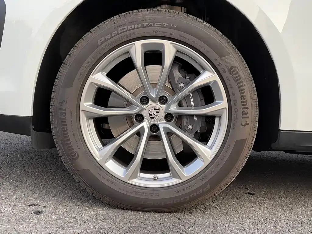 Porsche Macan — фото 8