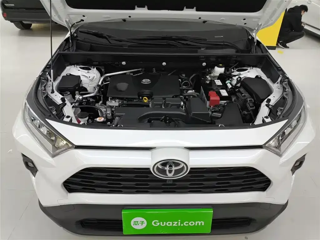 Toyota RAV4 2024 из CN, фото 7