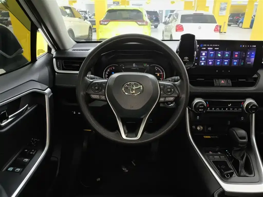 Toyota RAV4 2024 из CN, фото 9