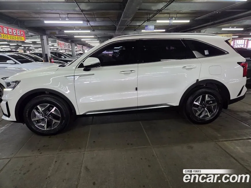 Kia Sorento — фото 5