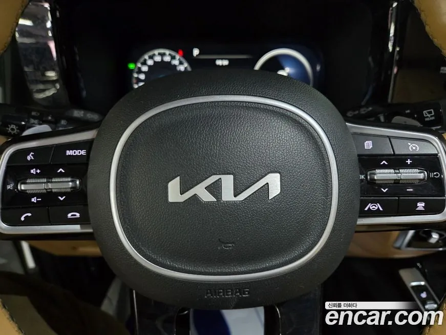 Kia Sorento — фото 7