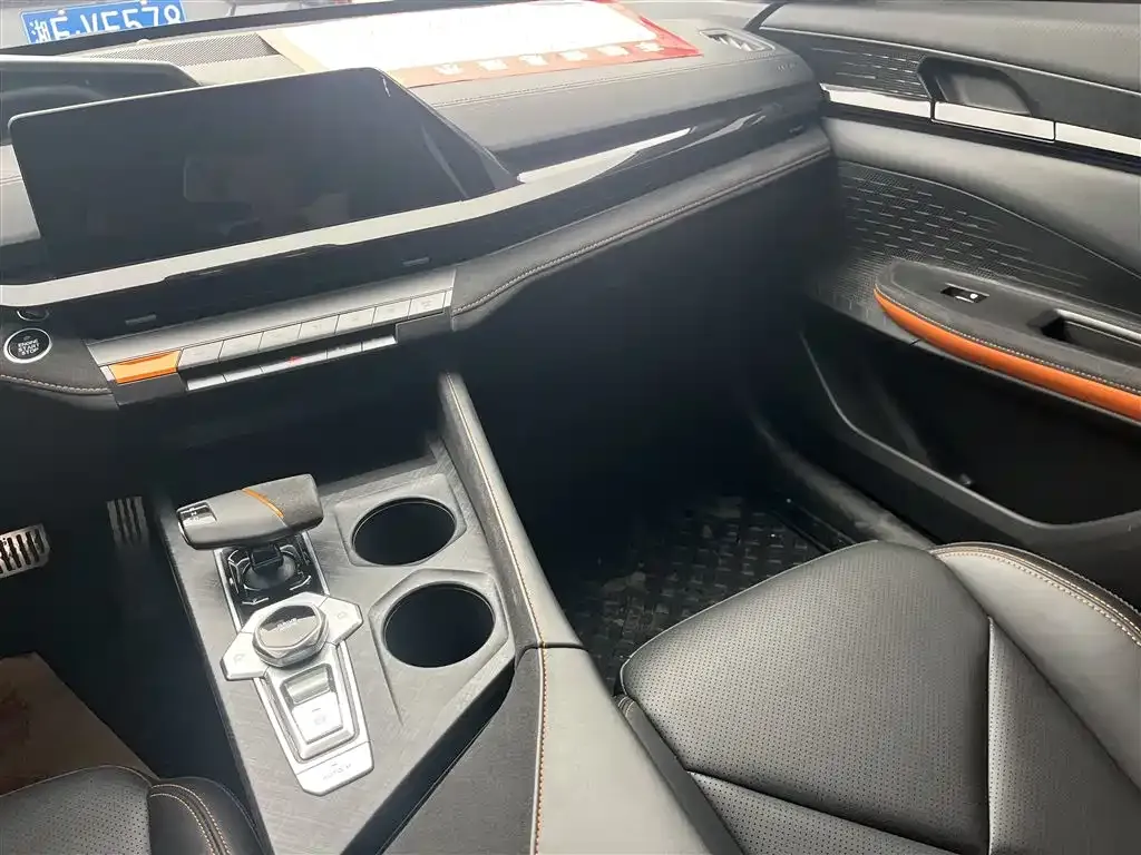 Changan UNI-V 2022 из CN, фото 5