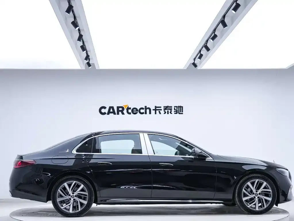 Mercedes-Benz E-Class 2025 из CN, фото 7