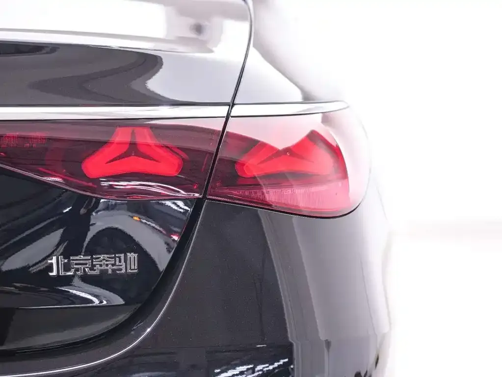Mercedes-Benz E-Class 2025 из CN, фото 4