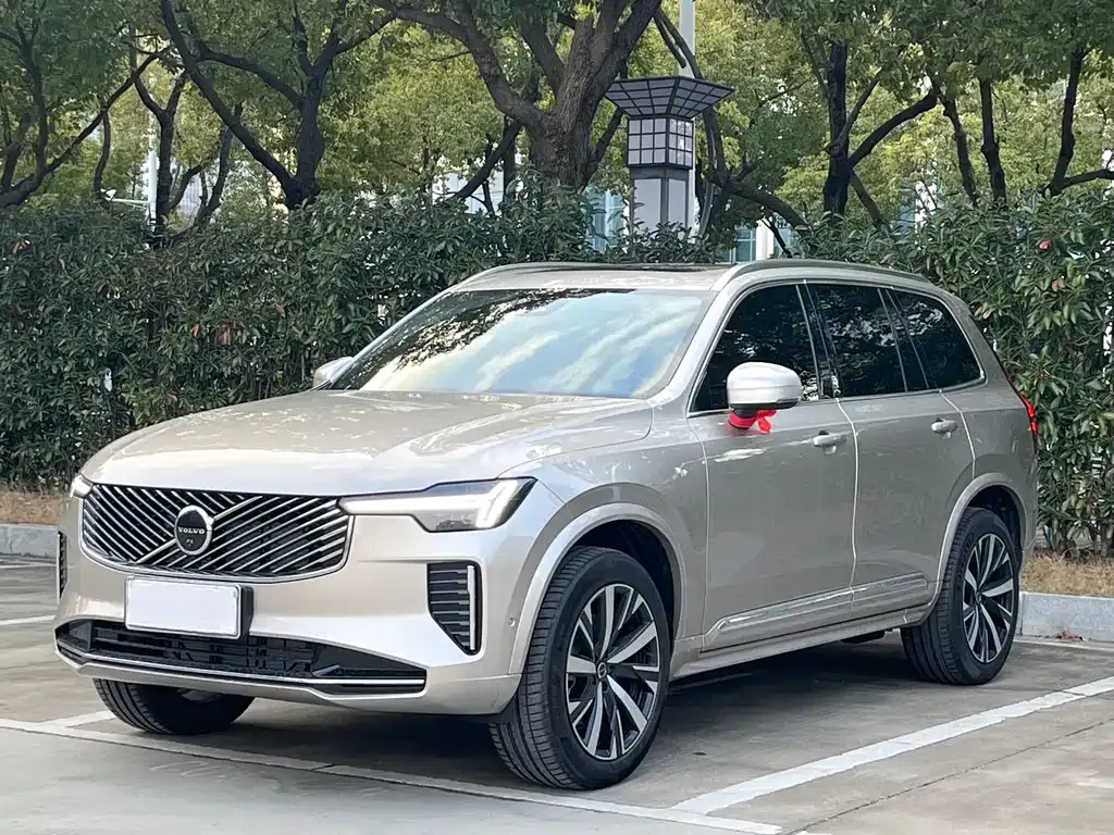 Volvo XC90 2026 из CN, фото 1