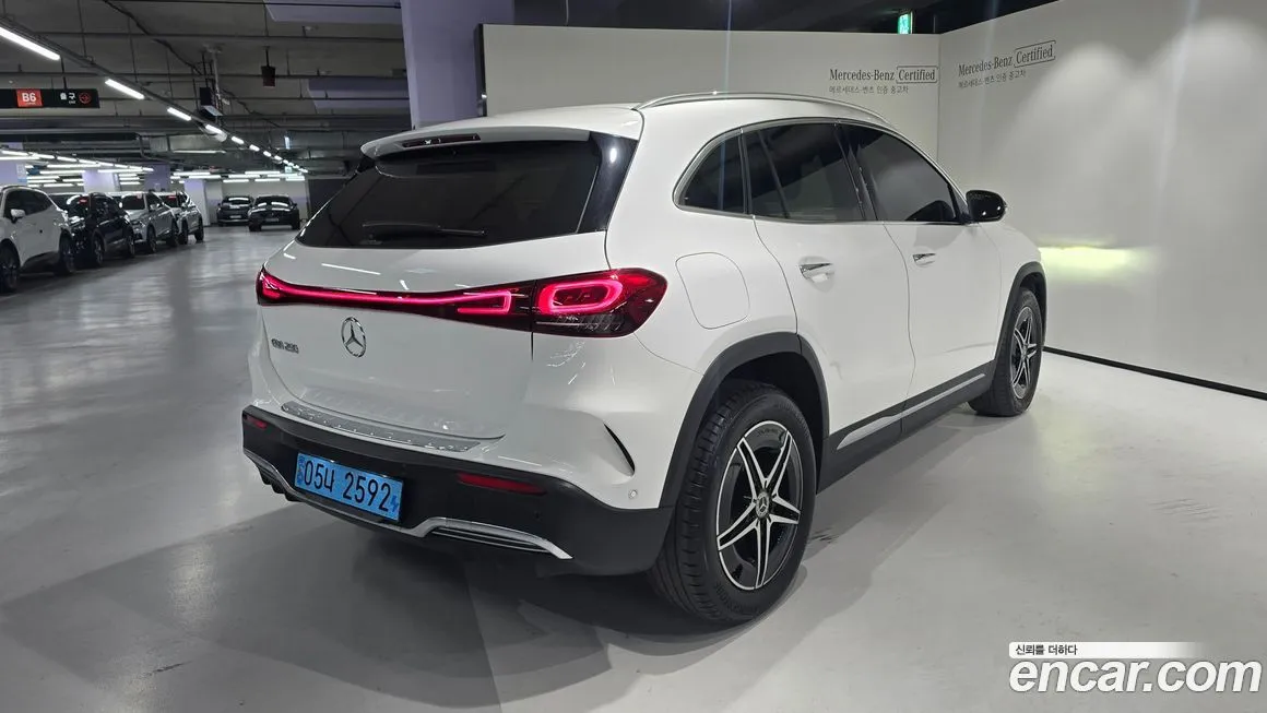 Mercedes-Benz EQA — фото 3