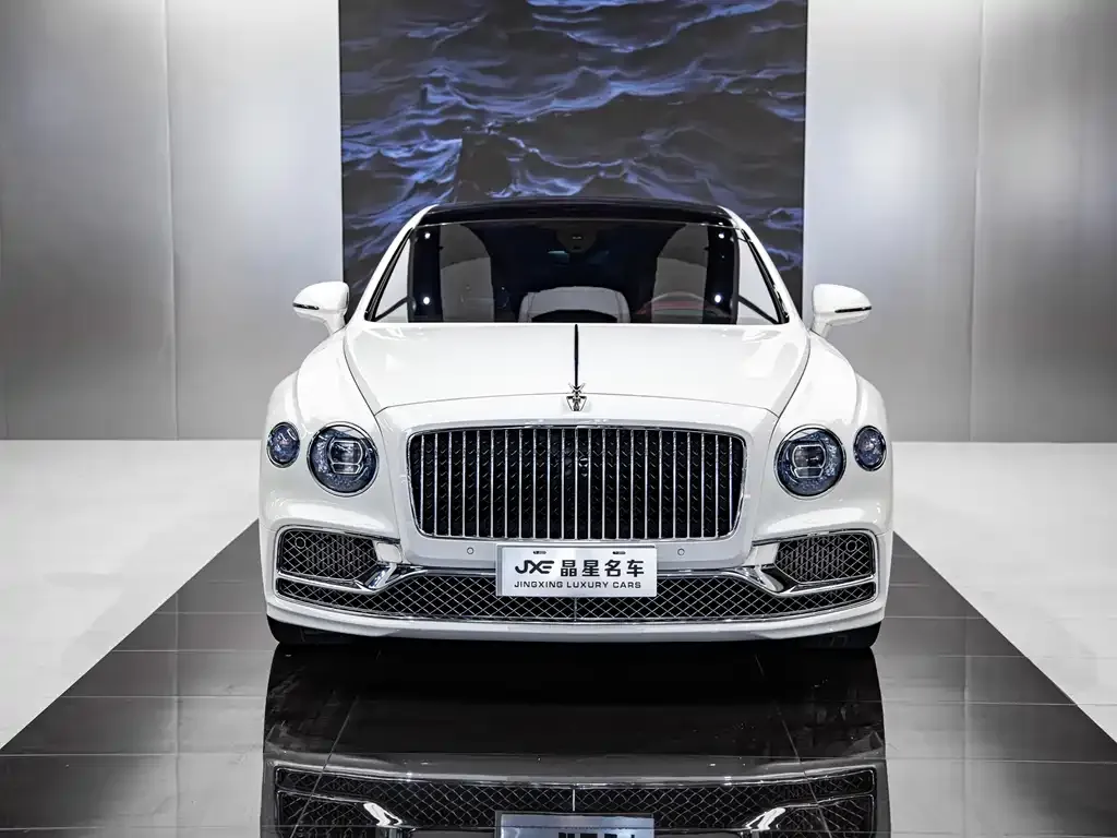 Bentley Flying Spur — фото 10