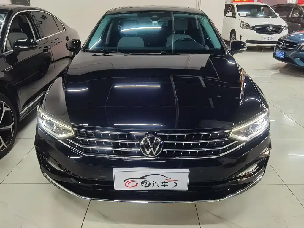 Volkswagen Magotan 2023 из CN, фото 8