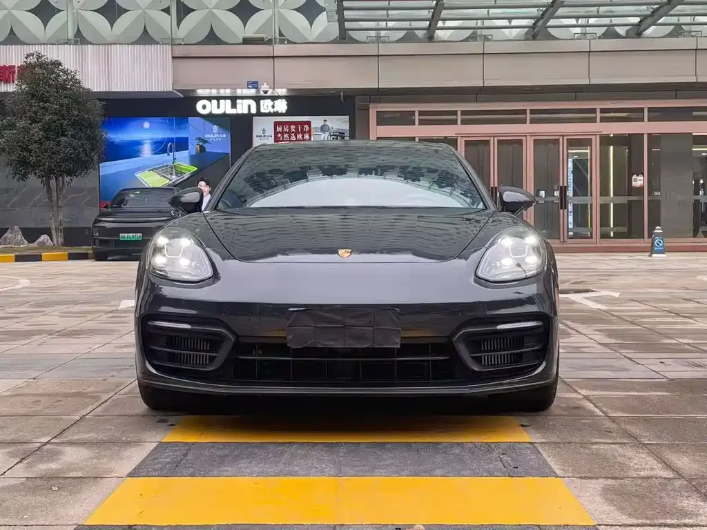 Porsche Panamera 2023 из CN, фото 1