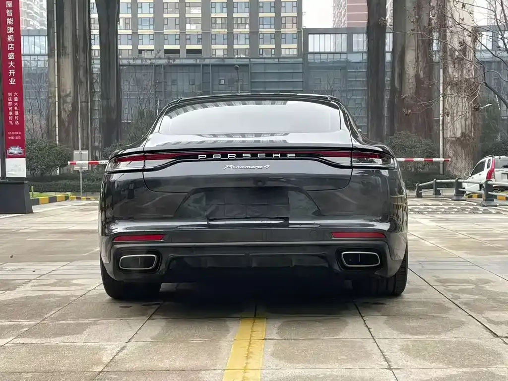 Porsche Panamera 2023 из CN, фото 2