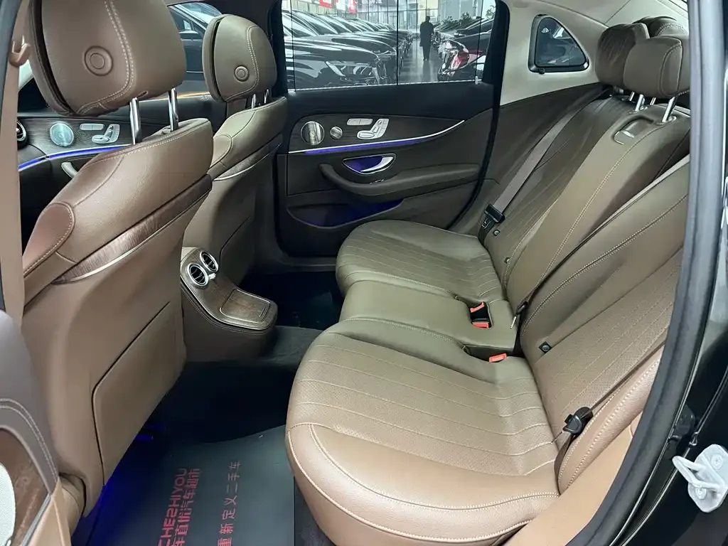 Mercedes-Benz E-Class 2023 из CN, фото 6