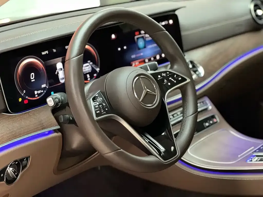 Mercedes-Benz E-Class 2023 из CN, фото 5