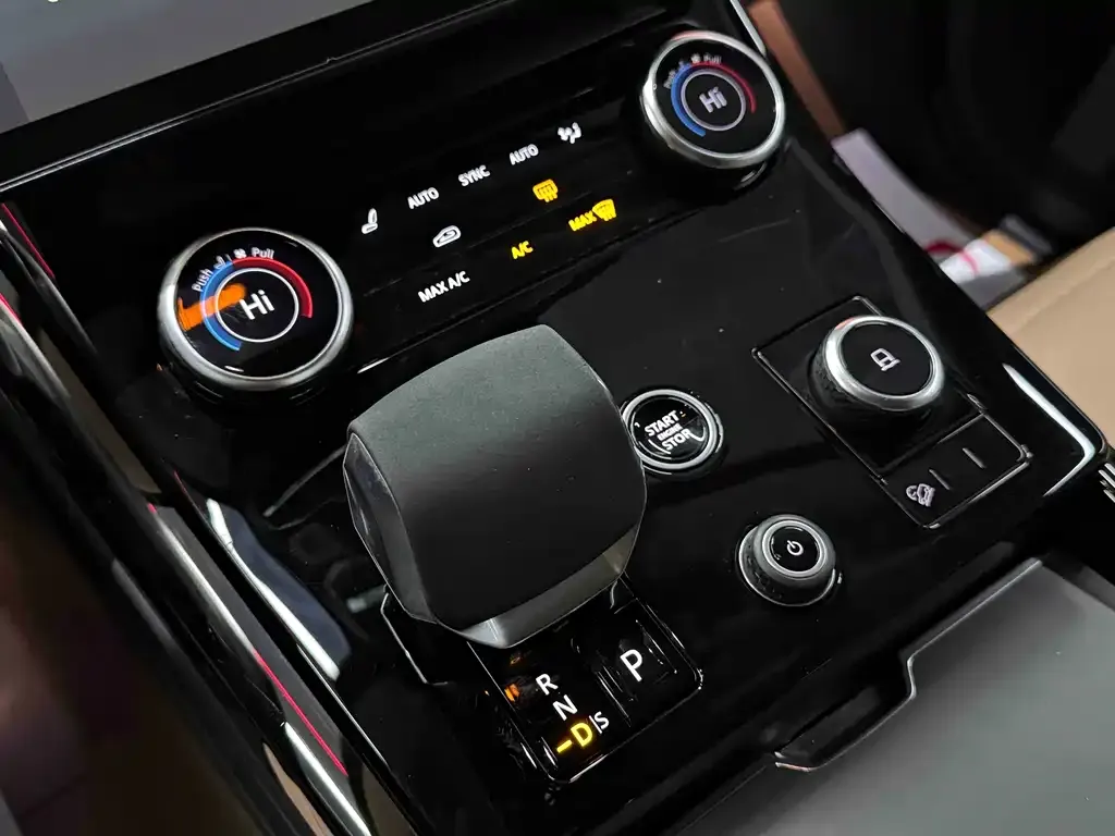 Land Rover Sport 2024 из CN, фото 9