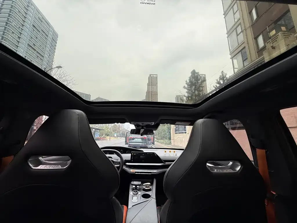 Changan UNI-V 2024 из CN, фото 2