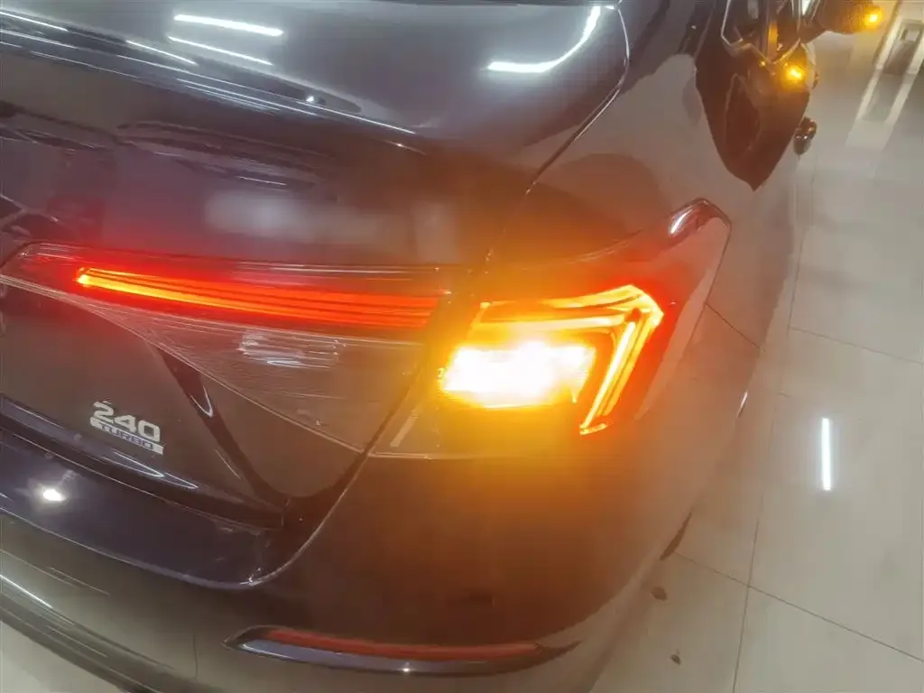 Honda Civic 2023 из CN, фото 4