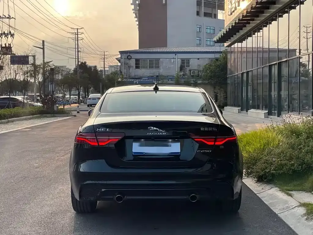 Jaguar XEL 2023 из CN, фото 4