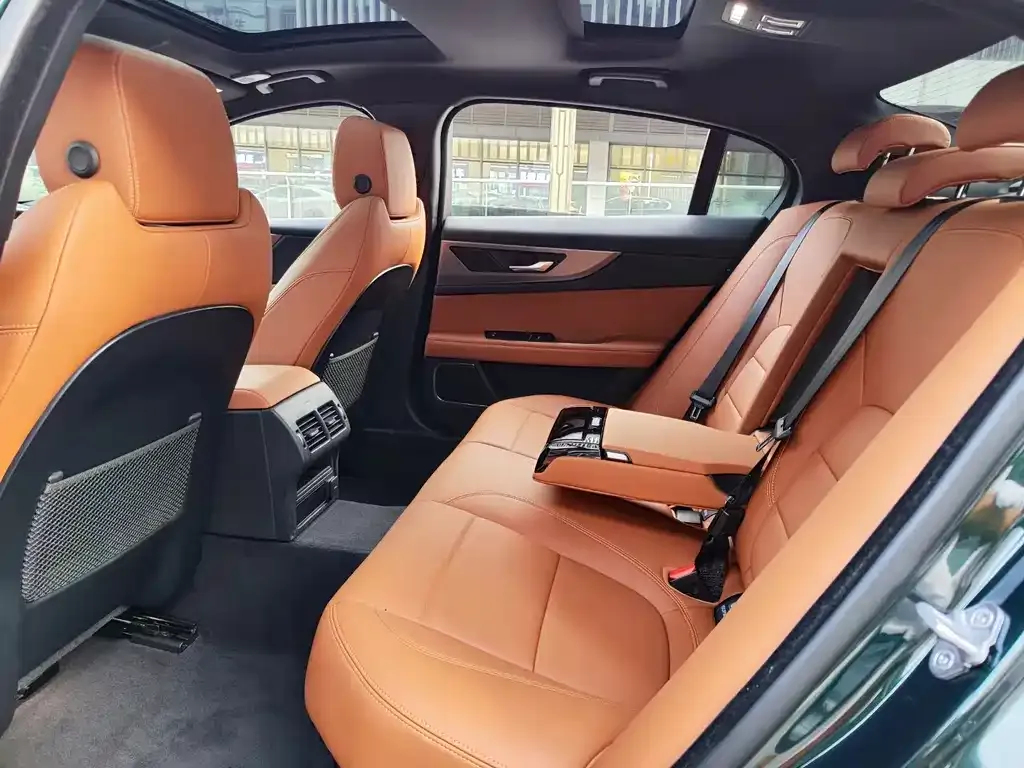 Jaguar XEL 2023 из CN, фото 6