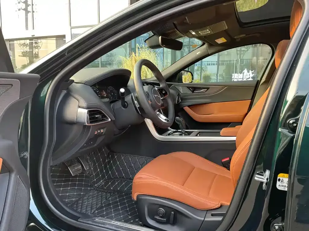 Jaguar XEL 2023 из CN, фото 9