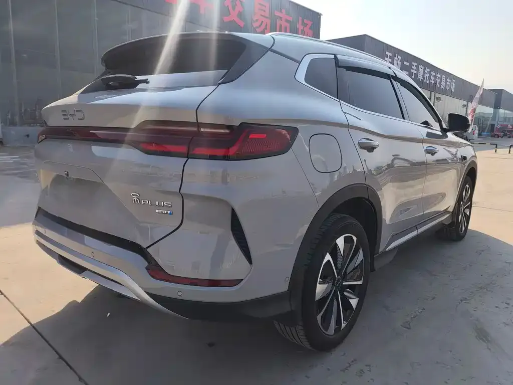 BYD PLUS New Energy — фото 9
