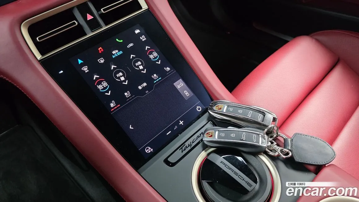 Porsche Taycan 2022 из KR, фото 7