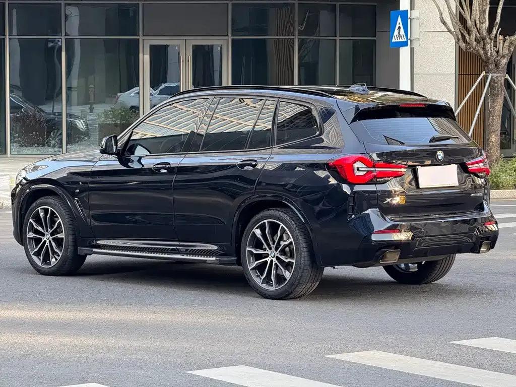 BMW X3 — фото 7