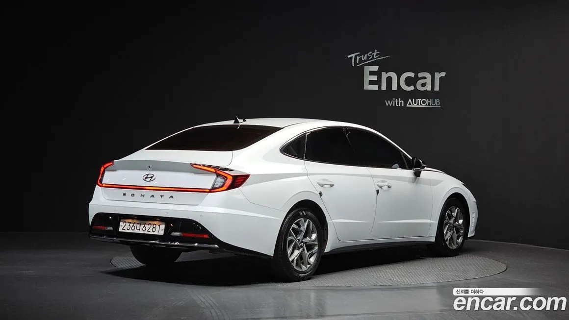 Hyundai Sonata 2022 из KR, фото 2