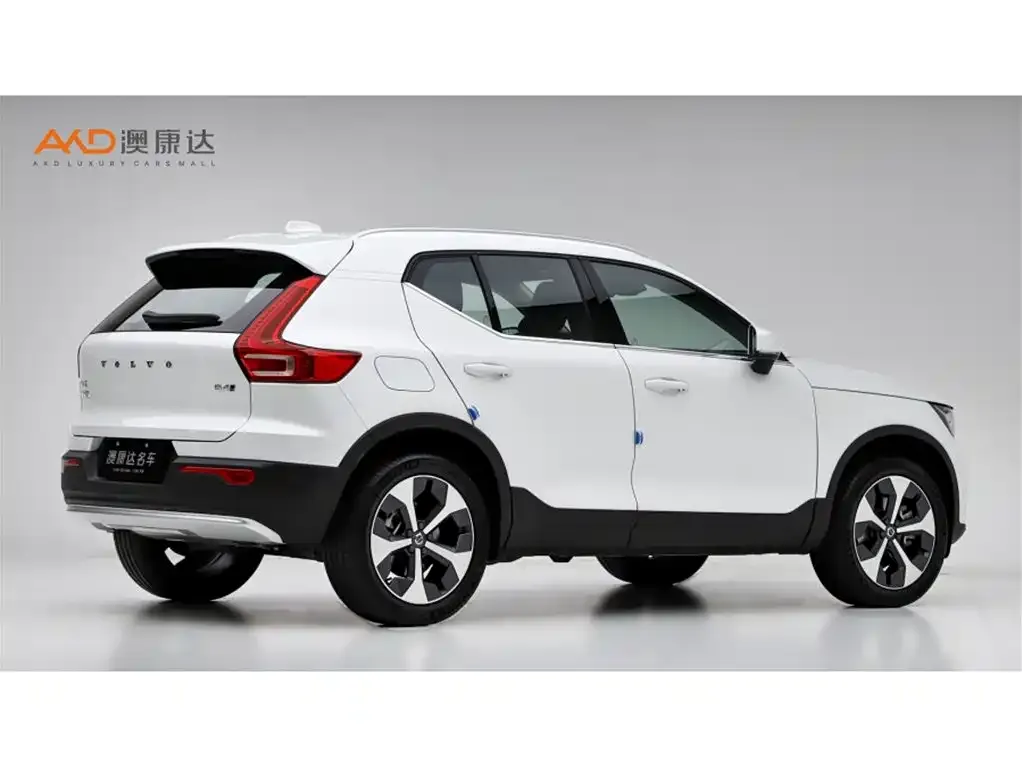 Volvo XC40 2024 из CN, фото 7
