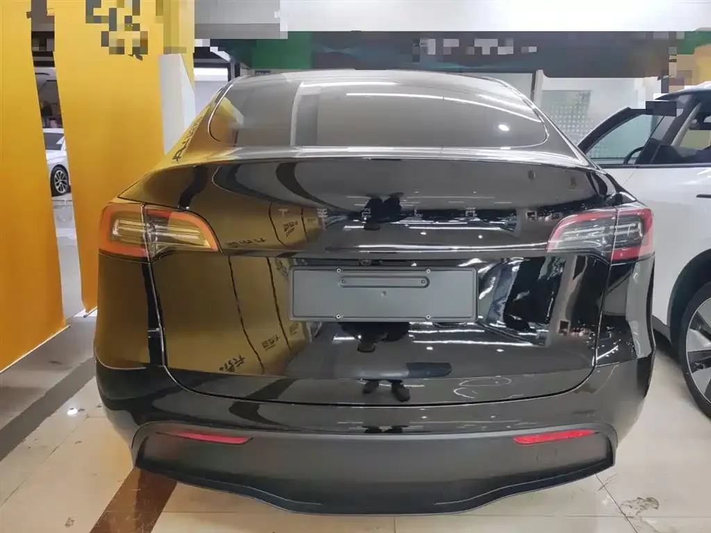 Tesla Model Y 2024 из CN, фото 6