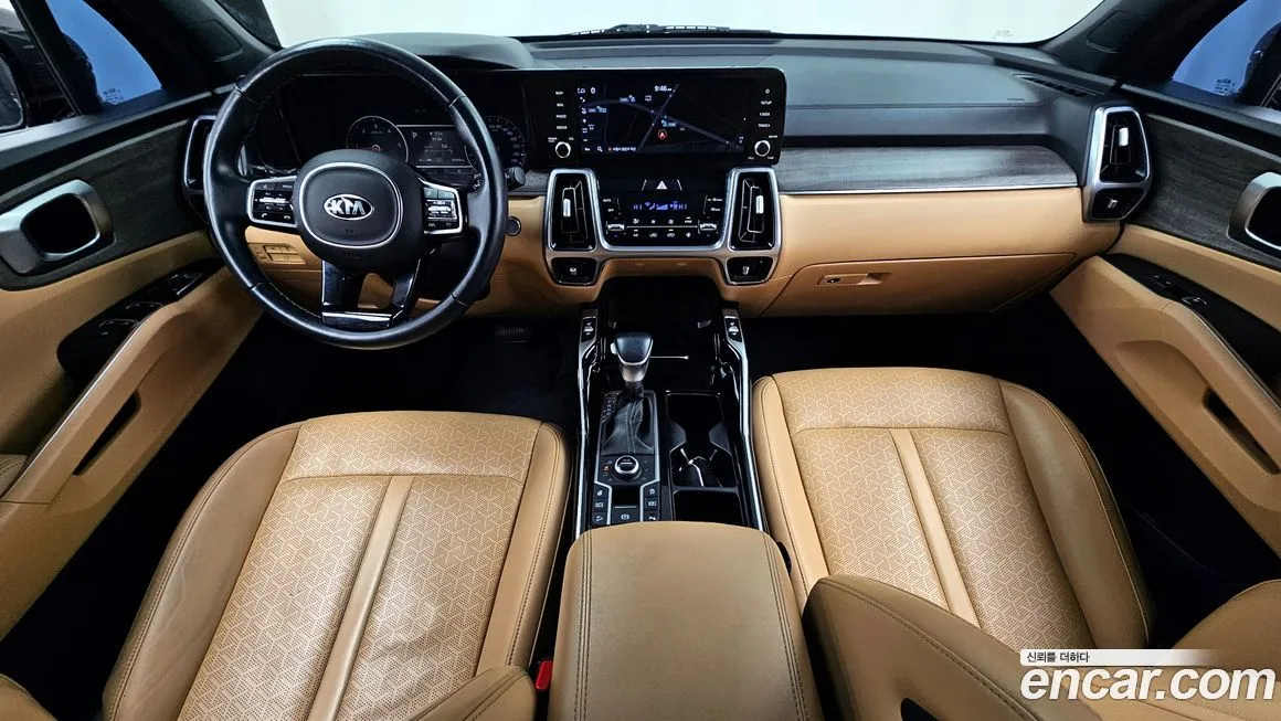 Kia Sorento — фото 8