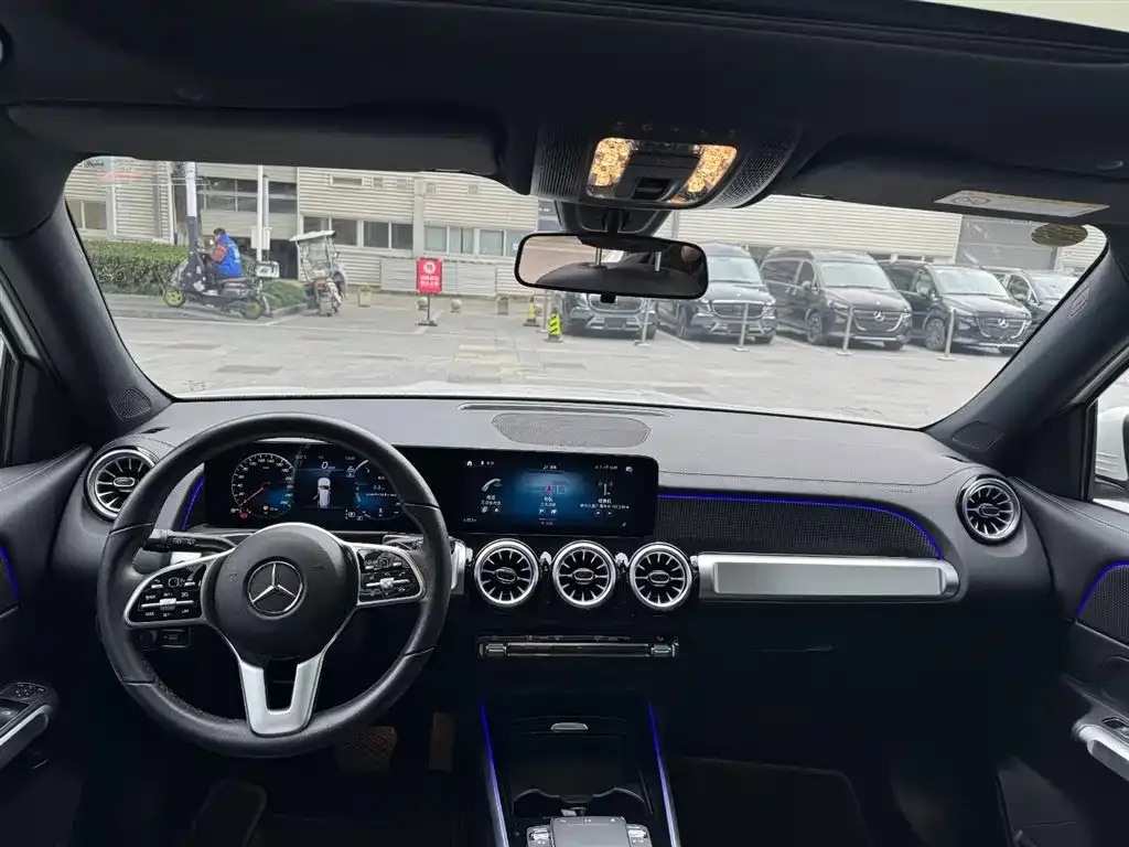 Mercedes-Benz GLB 2023 из CN, фото 3
