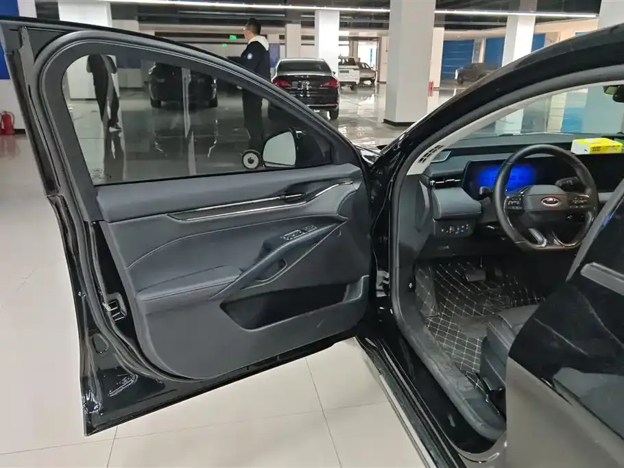 Ford Mondeo 2024 из CN, фото 4