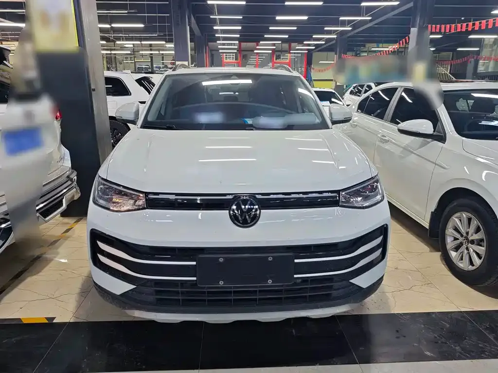 Volkswagen Tharu — фото 4