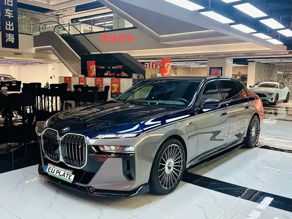 BMW i7 2023 из CN, фото 1