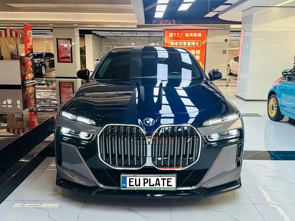 BMW i7 2023 из CN, фото 6