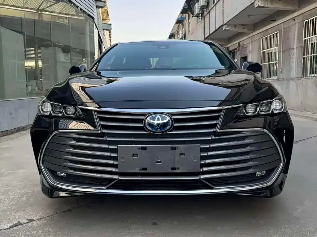 Toyota Avalon — фото 7