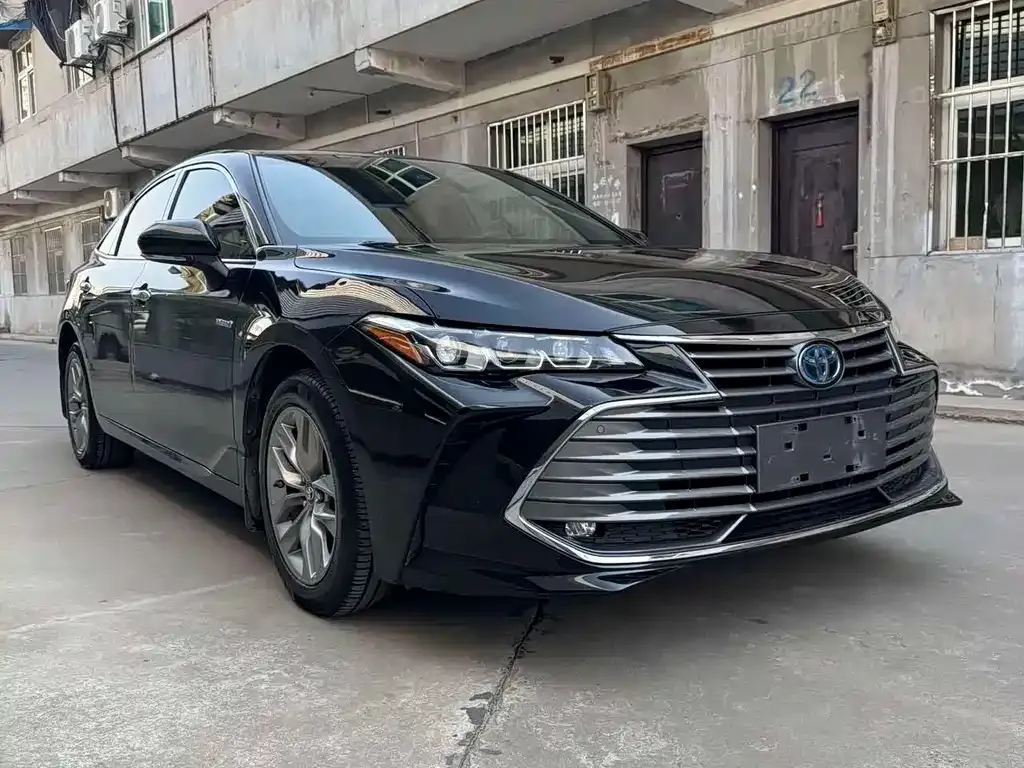 Toyota Avalon — фото 3