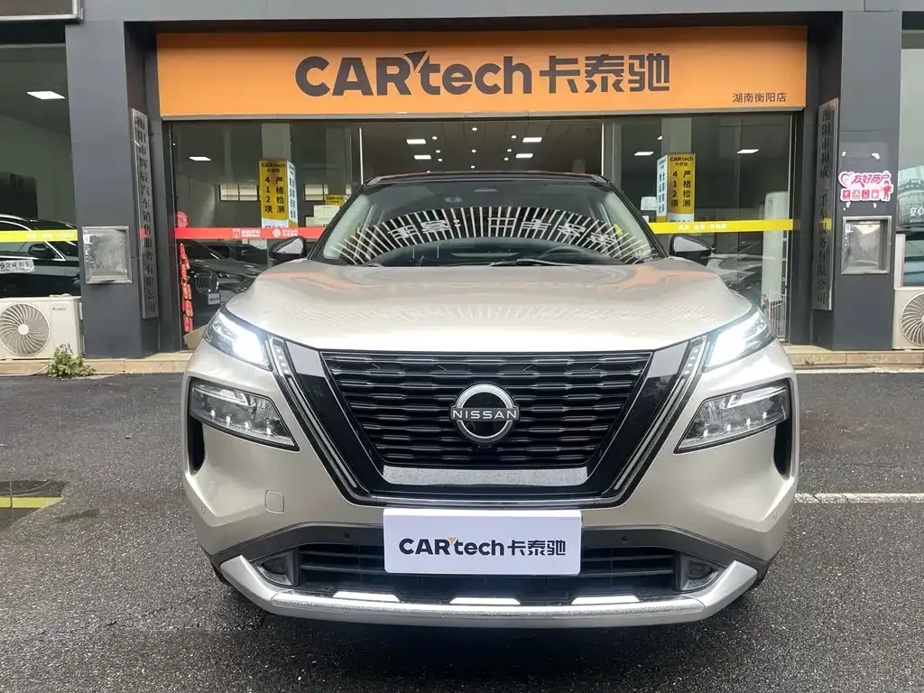 Nissan X-Trail 2023 из CN, фото 1