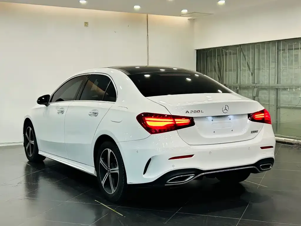 Mercedes-Benz A-Class 2023 из CN, фото 8