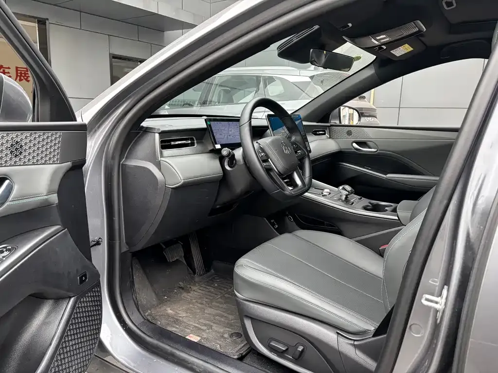 BYD Qin PLUS 2025 из CN, фото 9