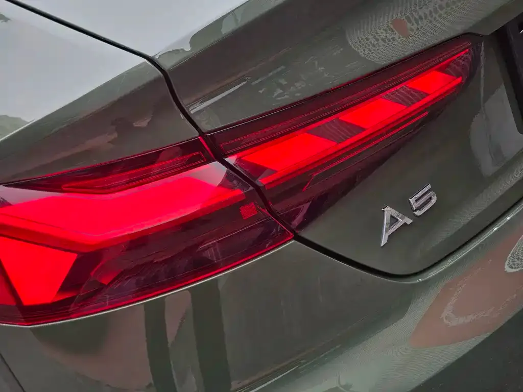Audi A5 (Import) — фото 2