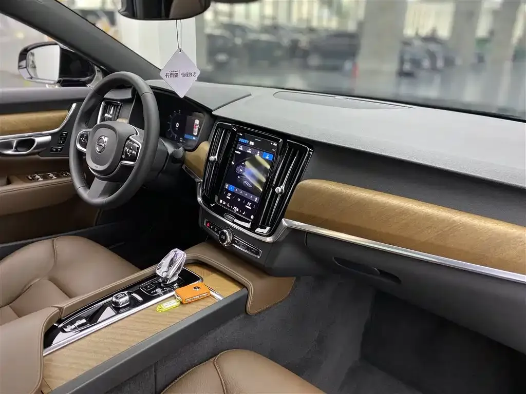 Volvo S90 2023 из CN, фото 10