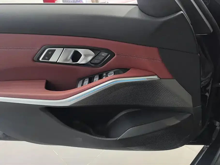 BMW i3 2025 из CN, фото 2