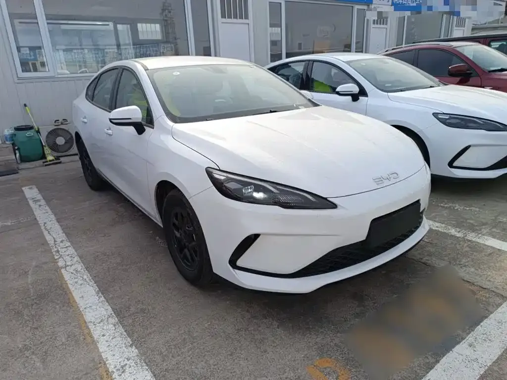 BYD Seal 05 DM-i 2025 из CN, фото 2