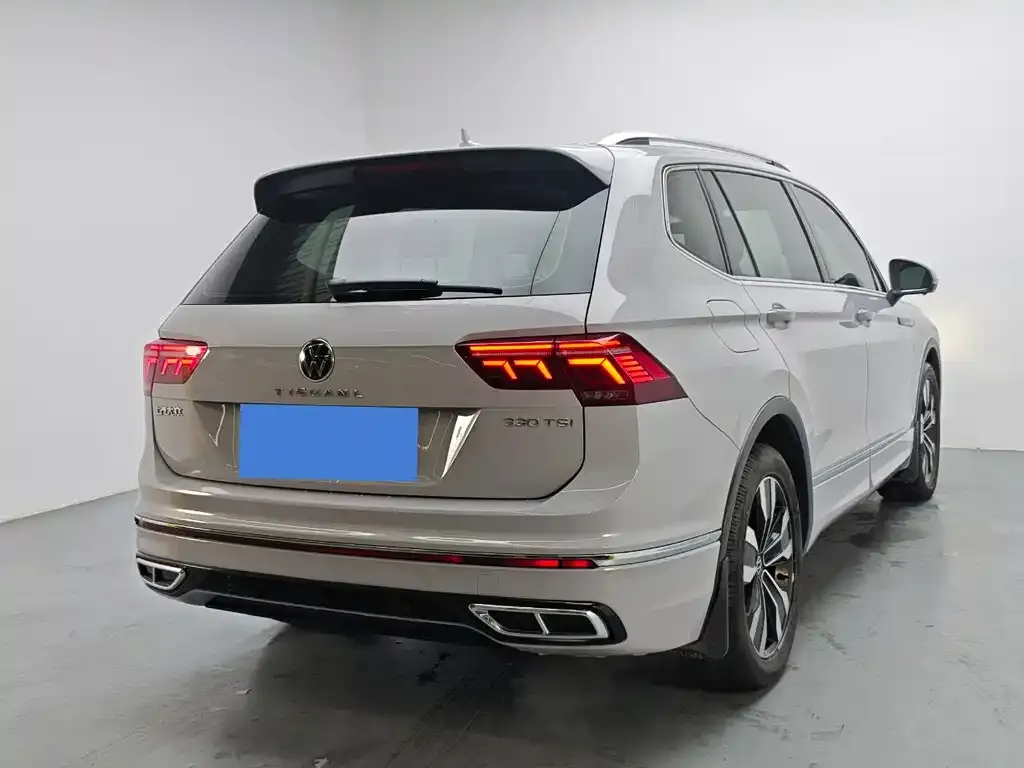 Volkswagen Tiguan L 2021 из CN, фото 4