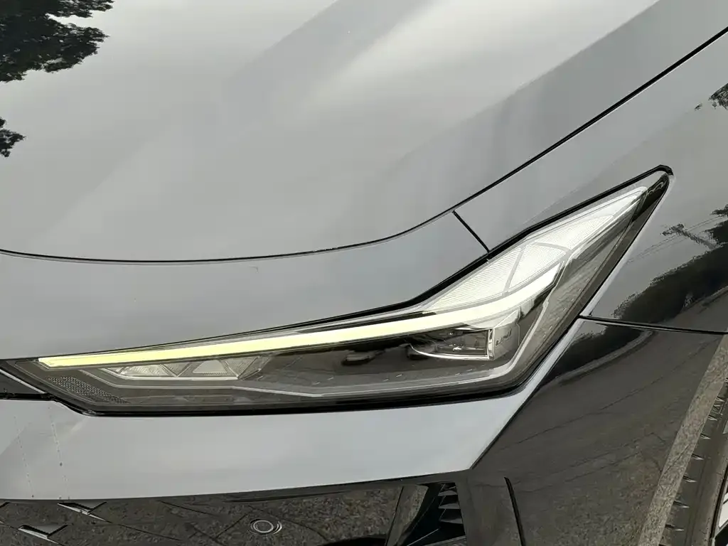 Changan UNI-V 2024 из CN, фото 3