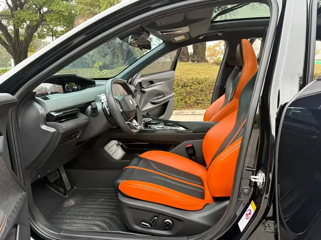 Changan UNI-V 2024 из CN, фото 8