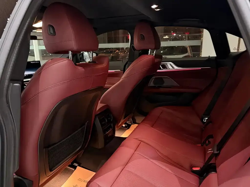 BMW i4 2025 из CN, фото 5