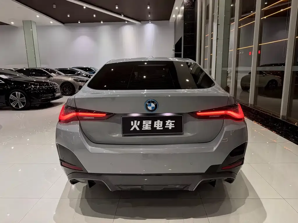 BMW i4 2025 из CN, фото 6