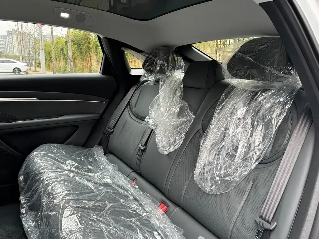 XPeng MONA M03 — фото 5