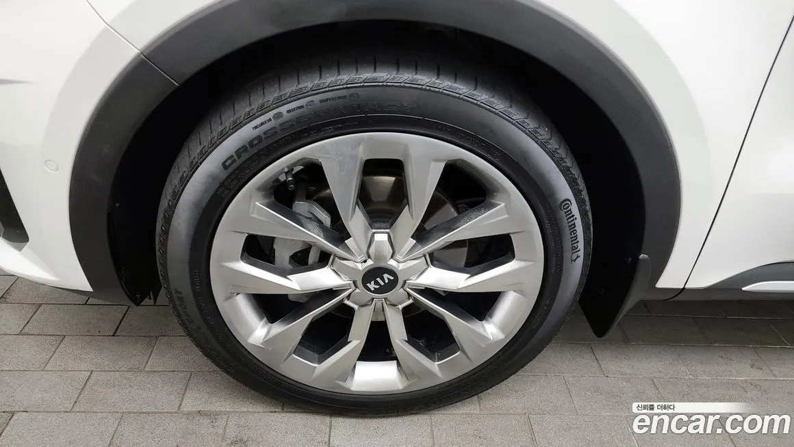 Kia Sorento — фото 4
